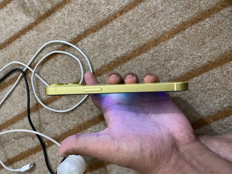 Apple iPhone 14 plus 1