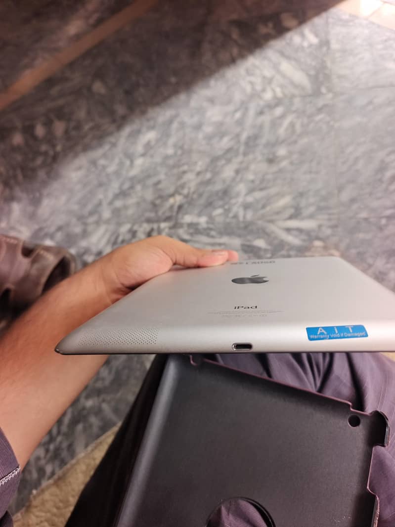 ipad. 2