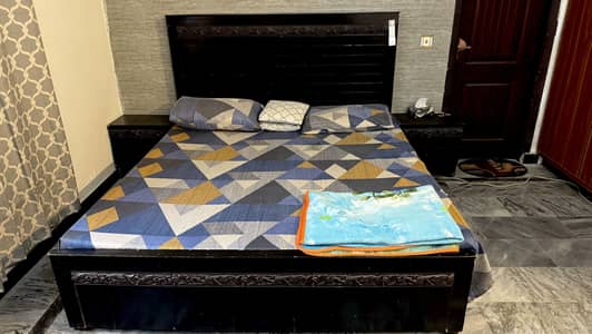 King Size Bed + 2 Side Tables + Dressing Table + Mirror