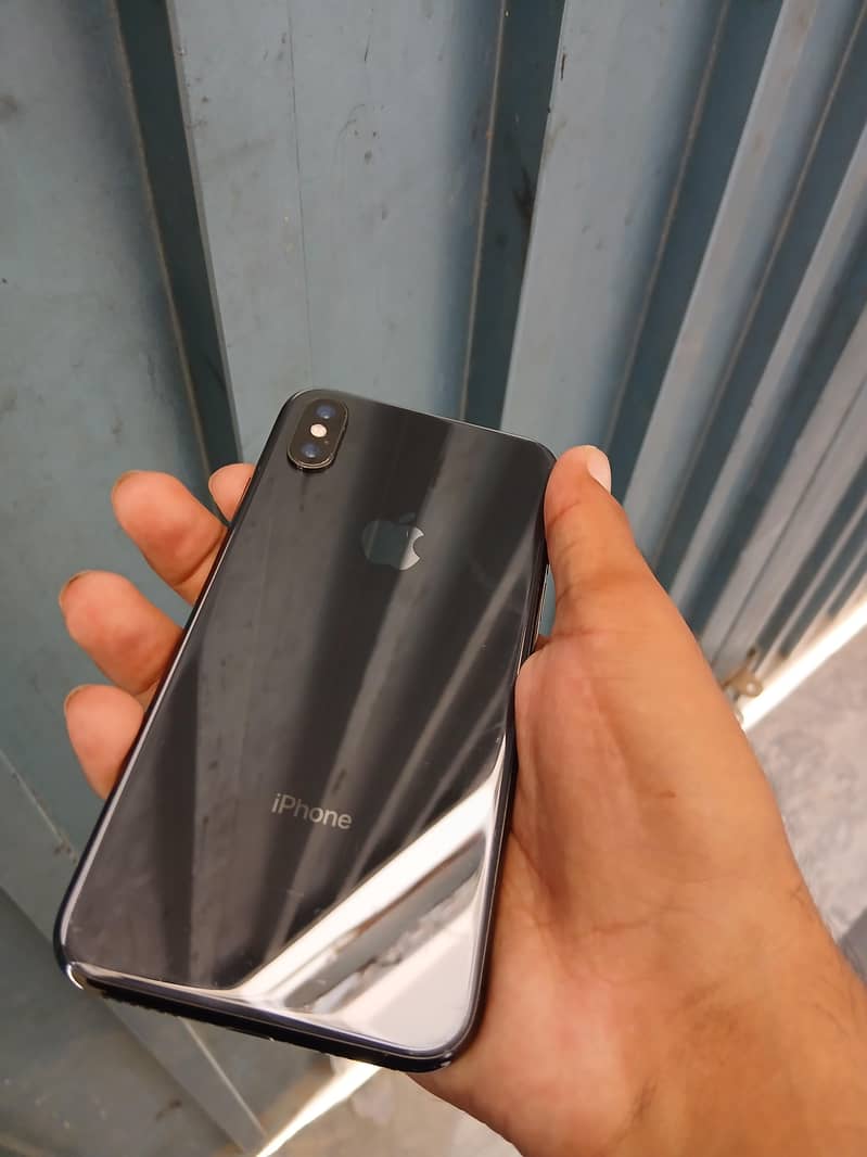 Apple iPhone X 1