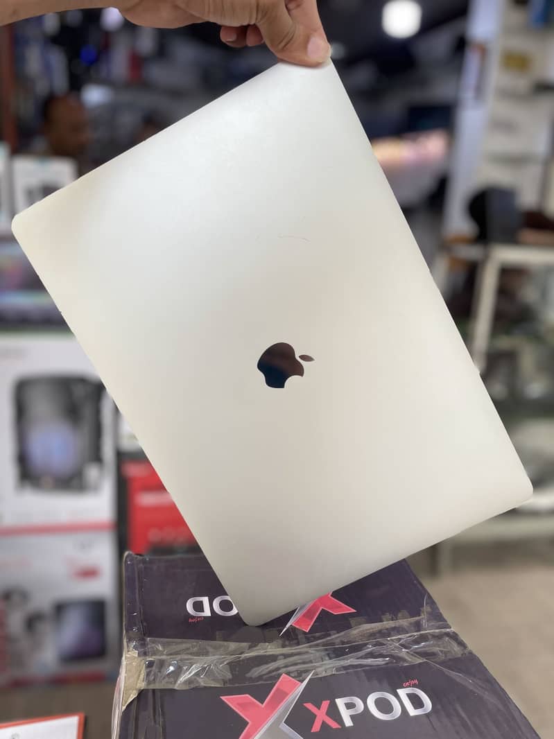 Macbook pro 2017 5