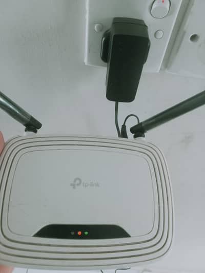 TP-Link TL-WR841N Ver 14.0 Wireless N Router