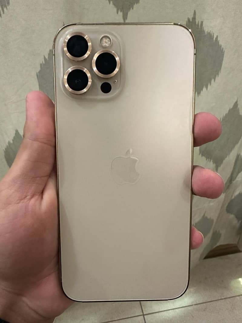 iPhone 12 Pro Max 3