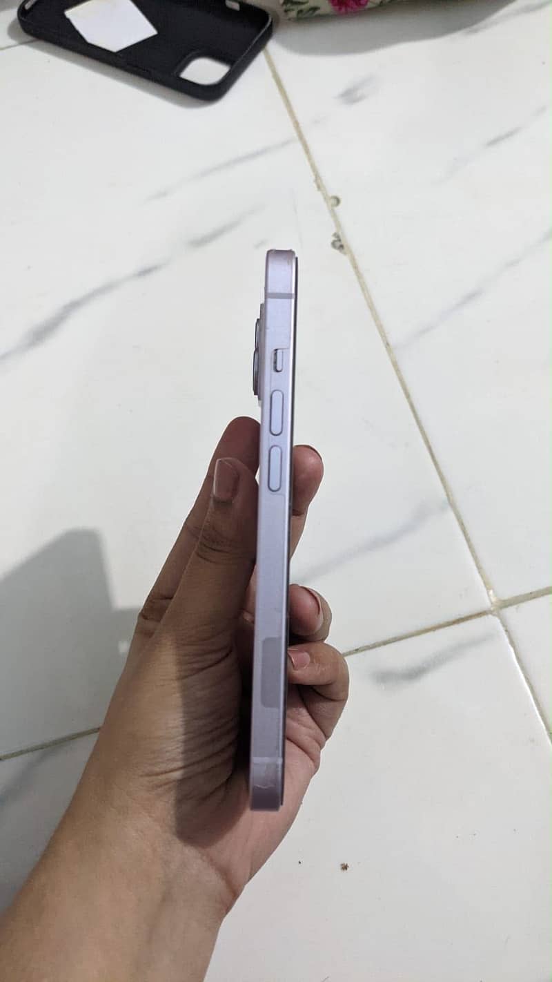 Apple iPhone 14 1