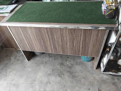 Computer / Office Table