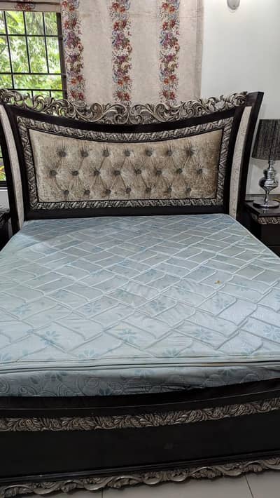 King size bed set