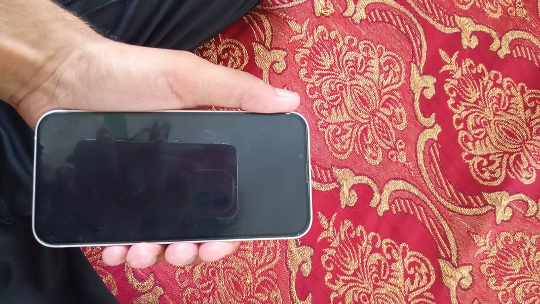 Apple iPhone 14 2
