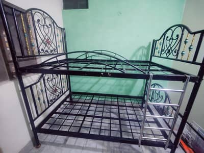 iron bed 4/6