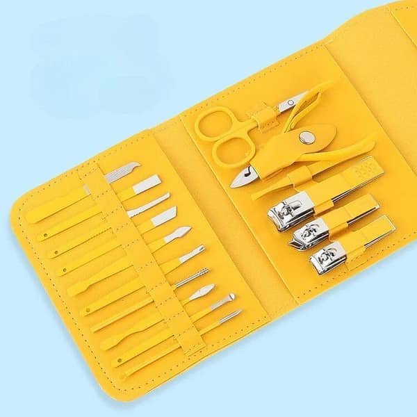 16-Piece Professional Manicure & Pedicure Kit – Complete Nail Care Set