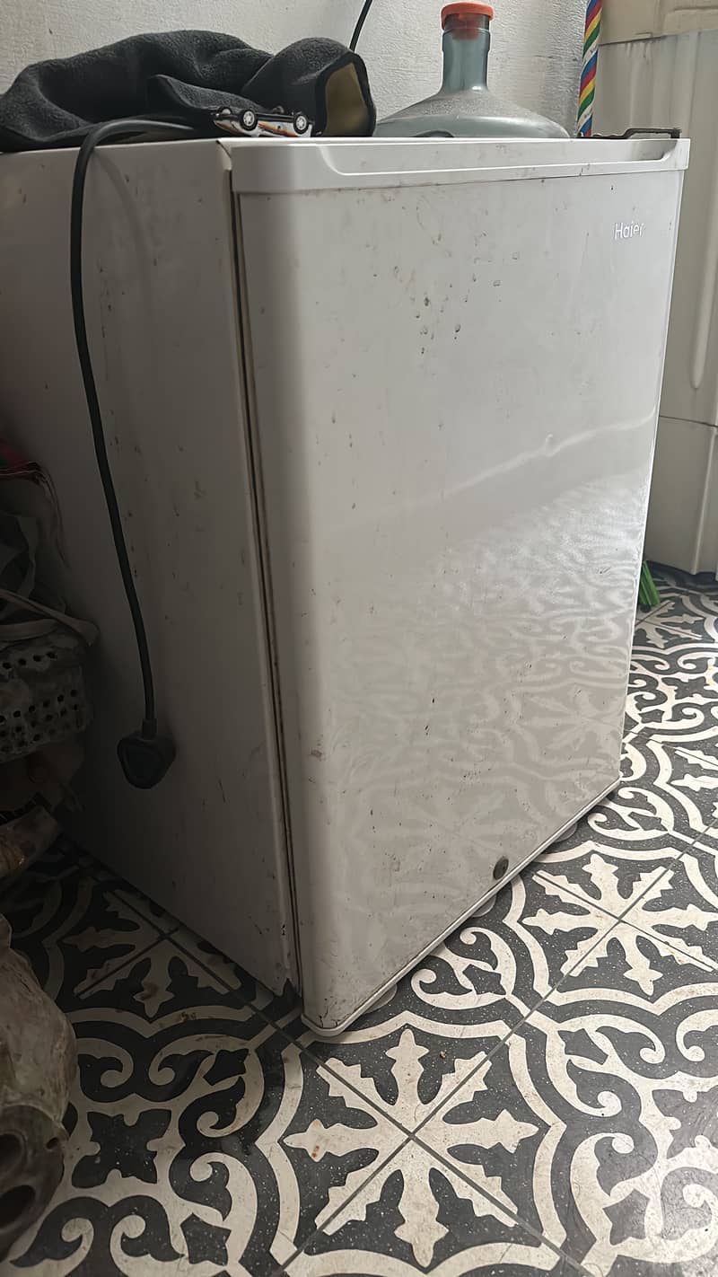 Room fridge 1