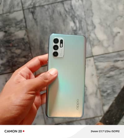 OPPO Reno6