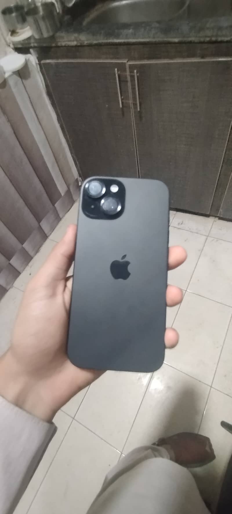iPhone 15 3