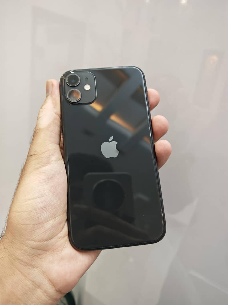 Apple iPhone 11 0