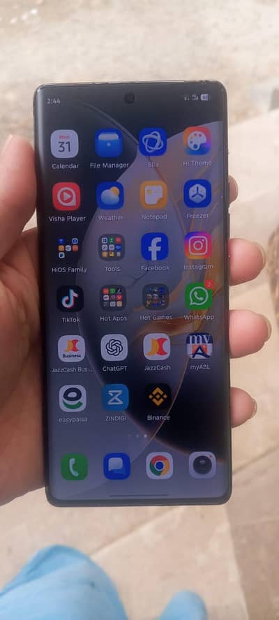Tecno CAMON 40 Pro