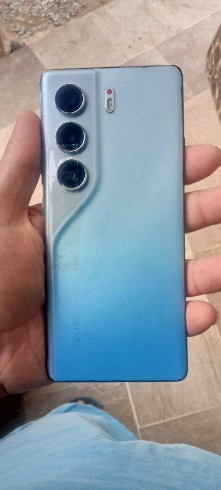 Tecno CAMON 40 Pro 1