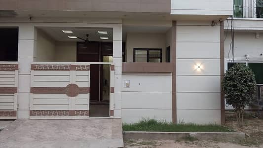 4 MARLA BEAUTIFUL , LUXURY HOUSE