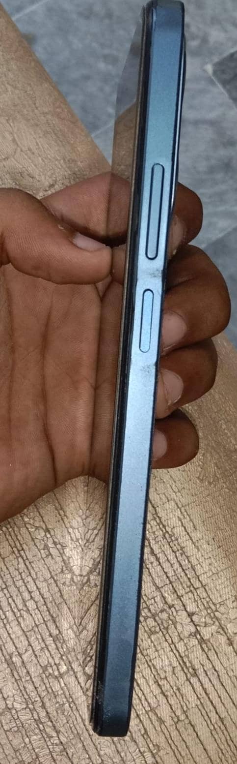 realme c63 1