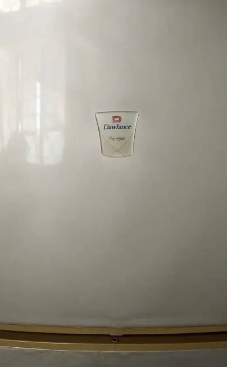 DAWLANCE FRIDGE 1