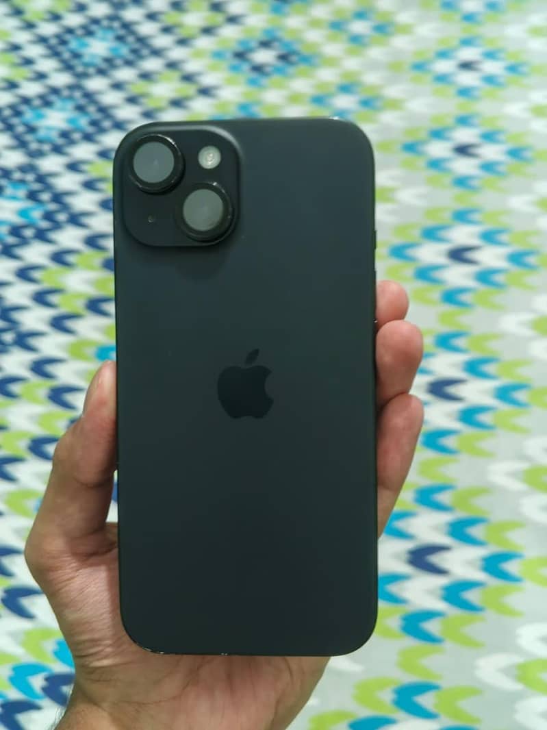 Apple iPhone 15 3