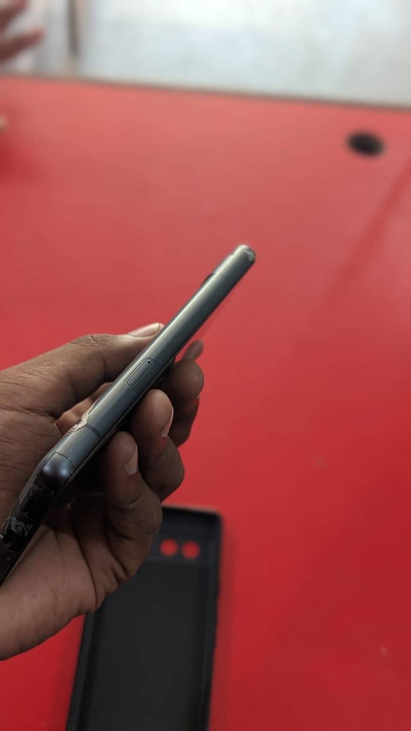 Google Pixel 7a 4