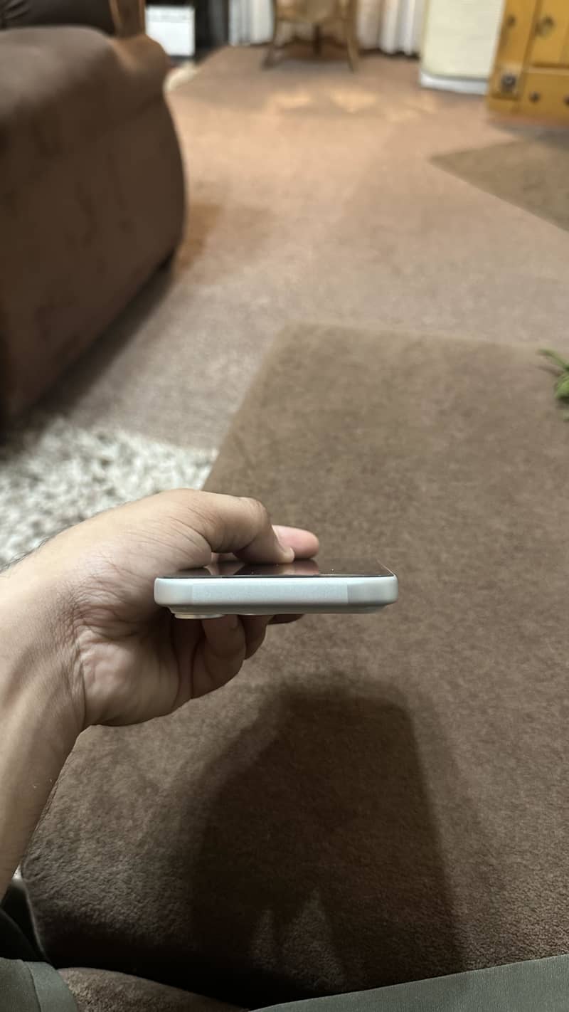Apple iPhone 17 Pro Max 7