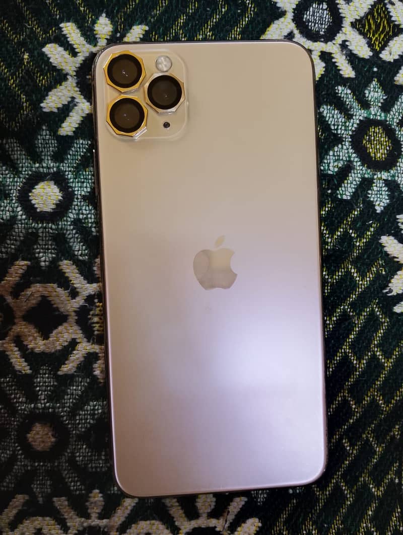 Apple iPhone 11 Pro Max 2