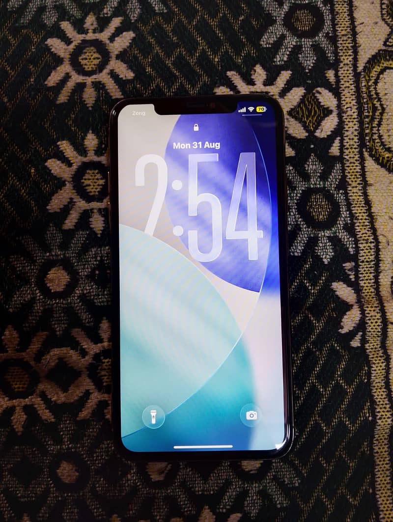Apple iPhone 11 Pro Max 3