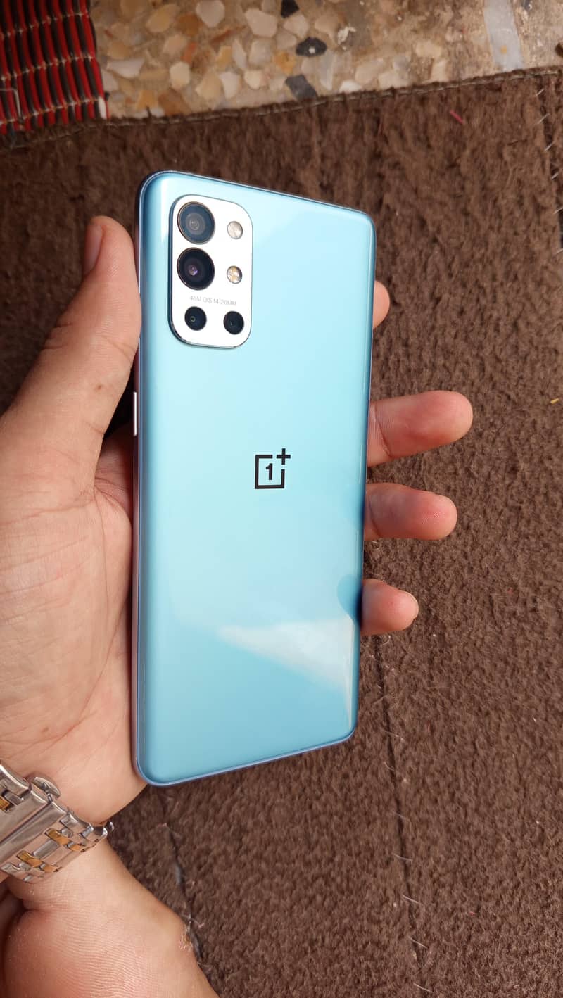 One Plus 9R 0