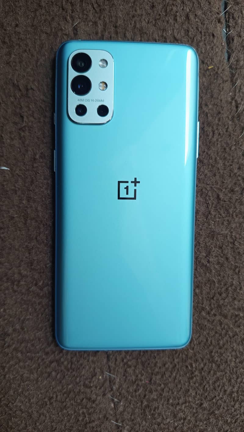 One Plus 9R 1