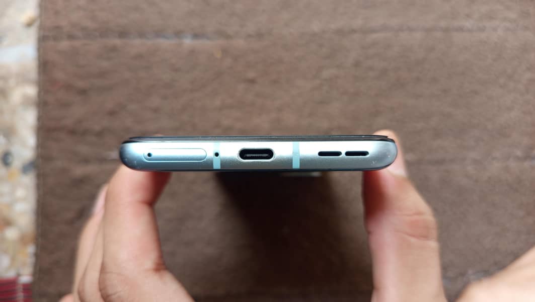 One Plus 9R 2