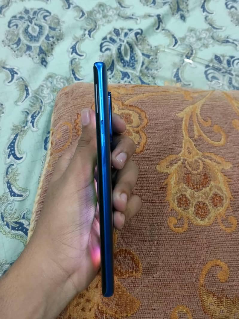 One Plus 8 Pro 4
