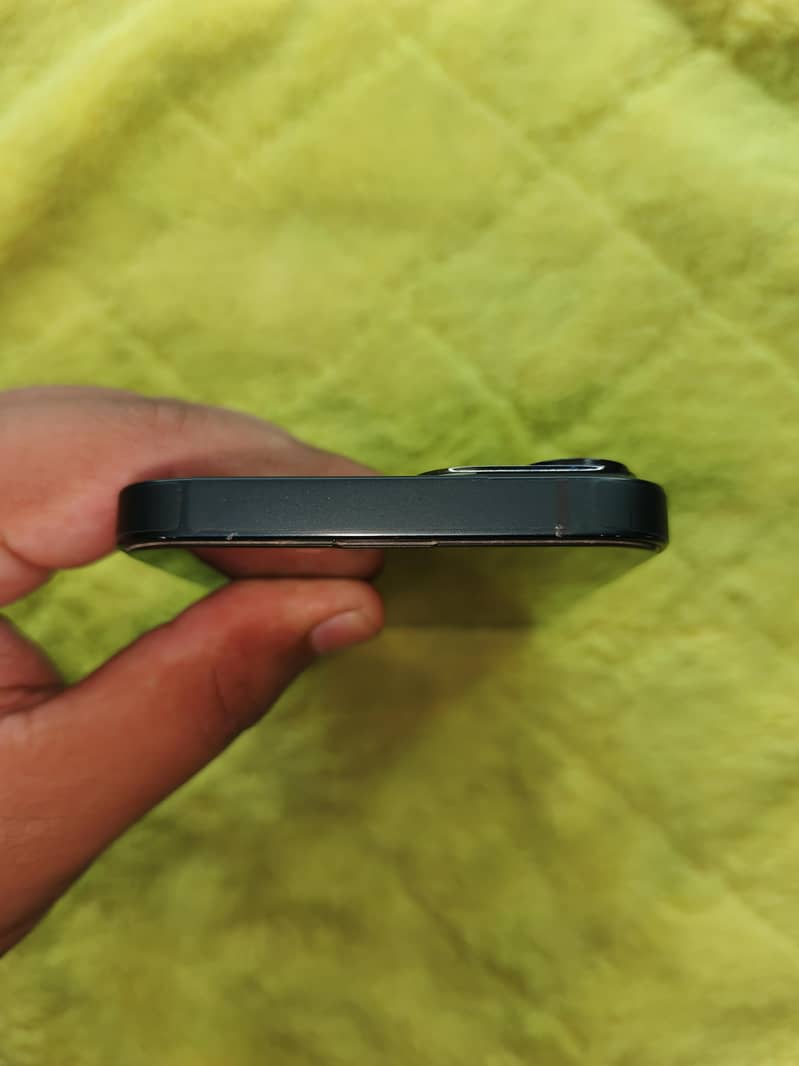 Apple iPhone 14 5