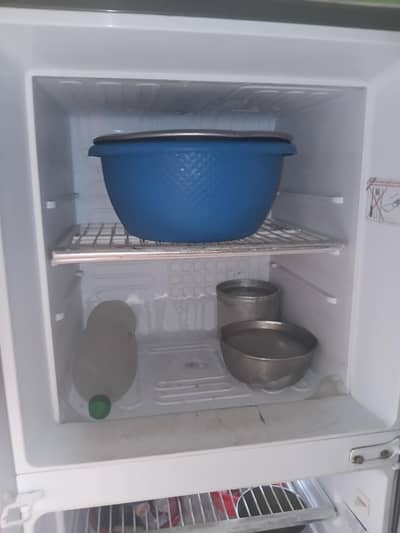 orient double door fridge for sale condition 10 by 10