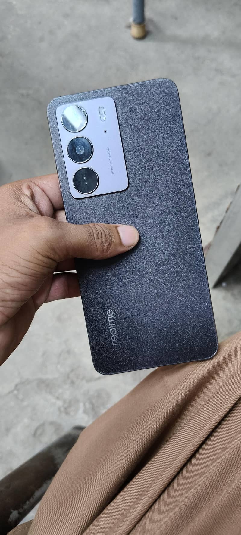 Realme C75 4