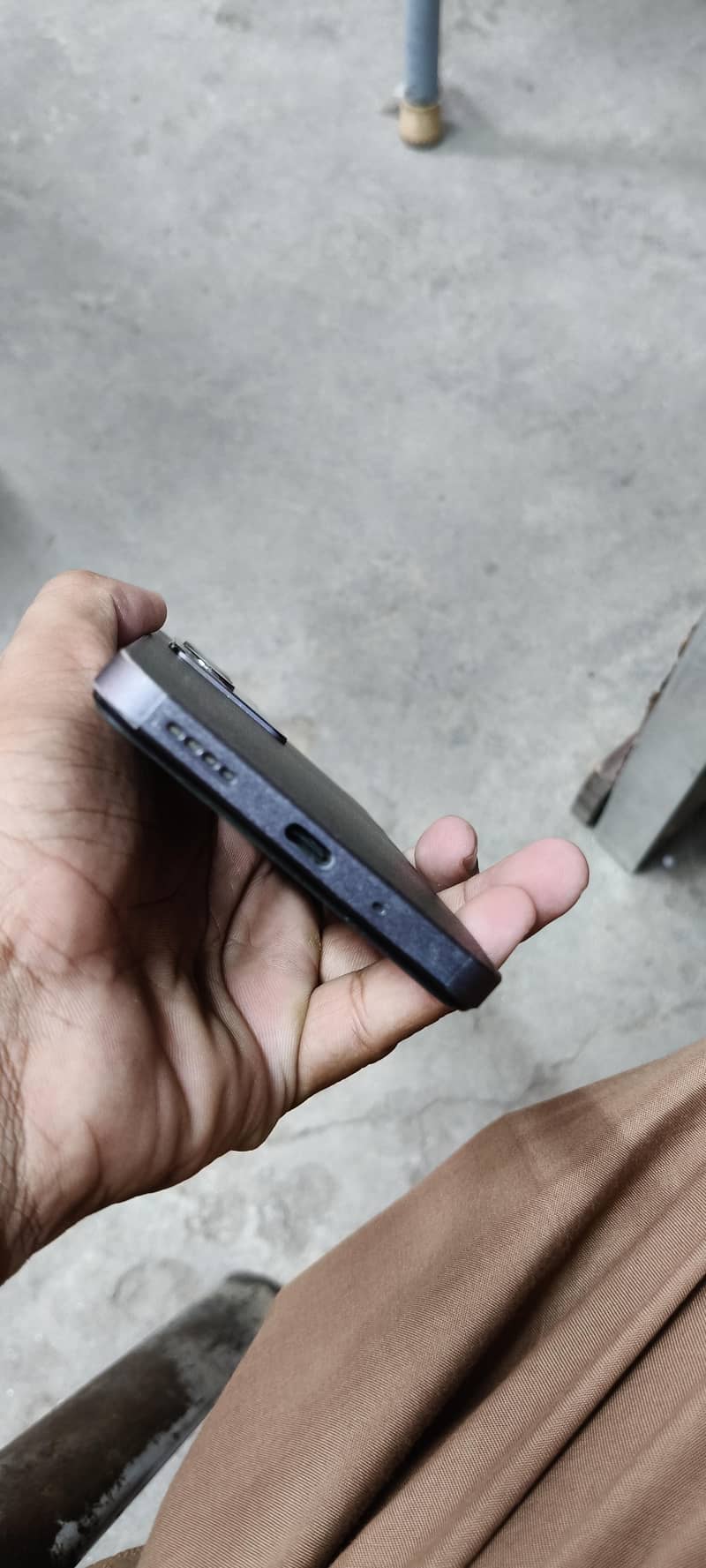 Realme C75 5