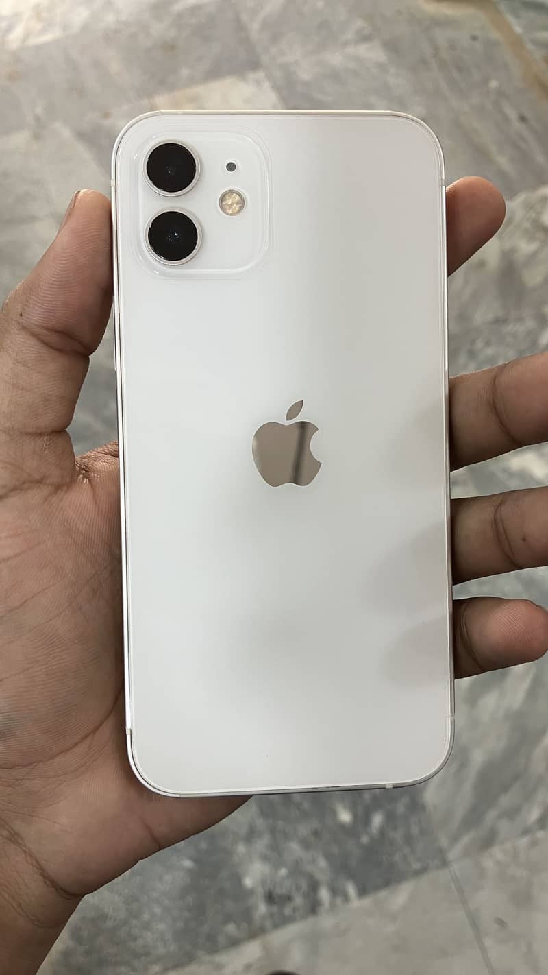 Apple iPhone 12 0