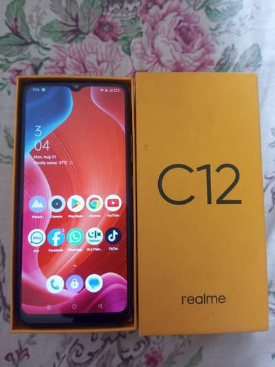 Realme C12 total geniun one hand use not open yet!