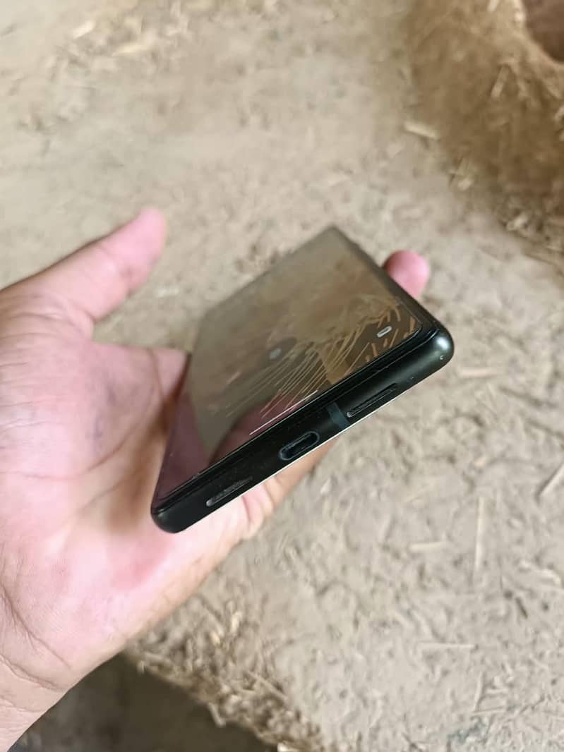 Google Pixel 6 5