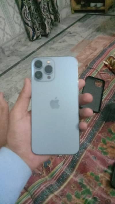 Apple iPhone 13 Pro Max