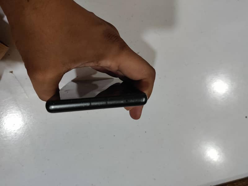 Google Pixel 7a 4