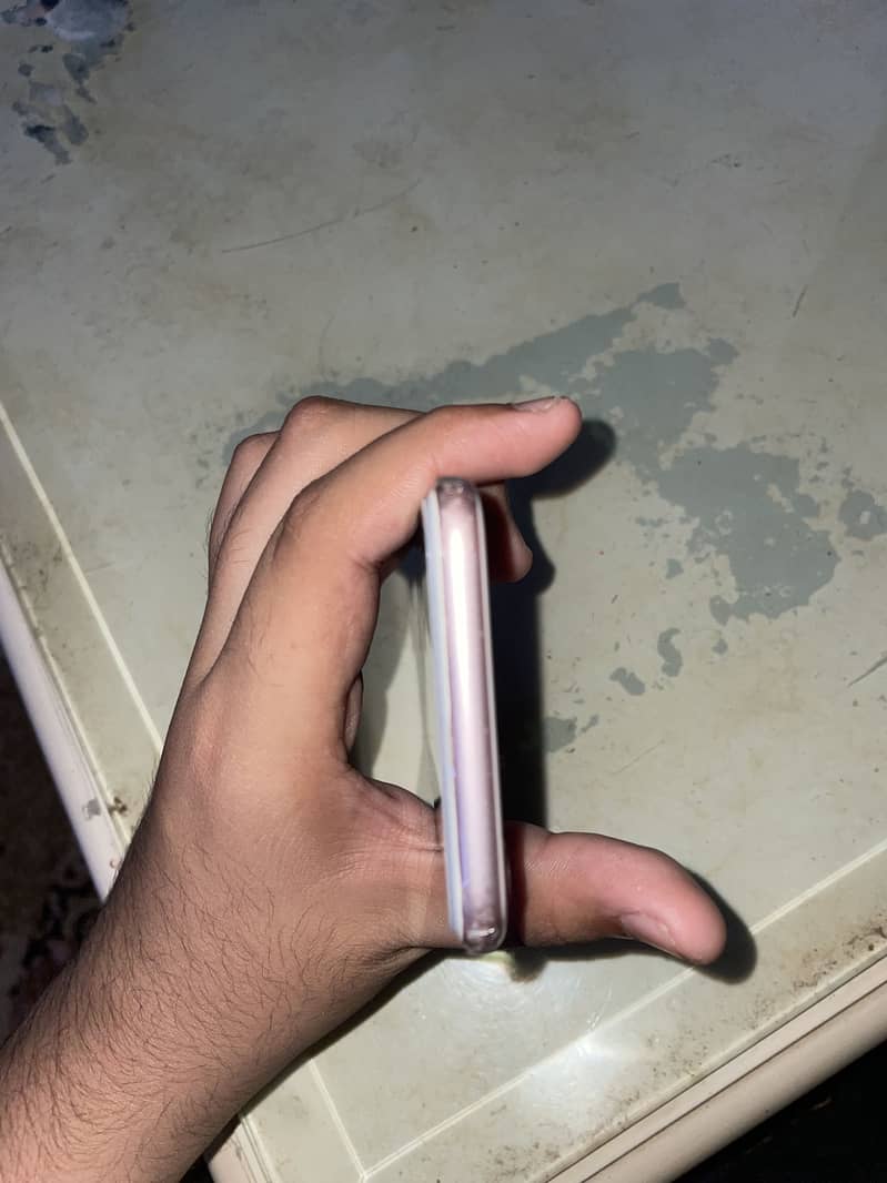 Apple iPhone 7 5