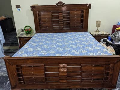 Bed dressing table and almirah