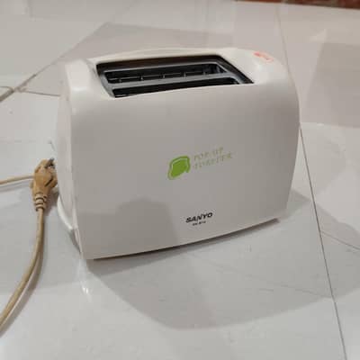 Sanyo 2 slice pup up Toster