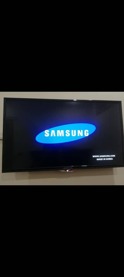 Smart LED TV