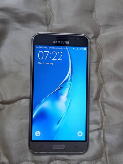 Samsung Mobile J3