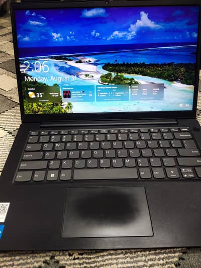 Lenovo core i5 12 generation 8 /256