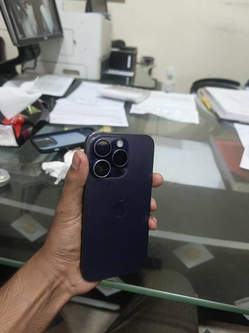 Apple iPhone 14 Pro 2