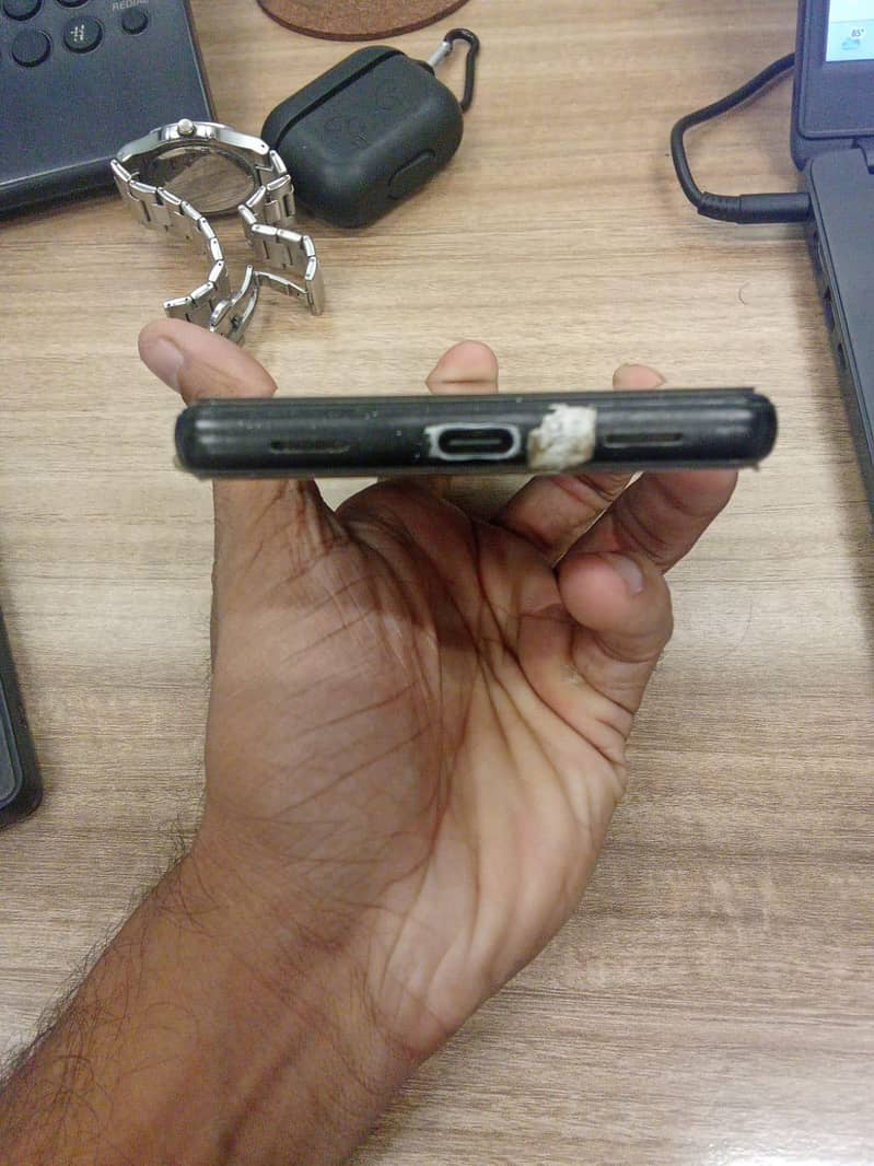 Google Pixel 6a 5