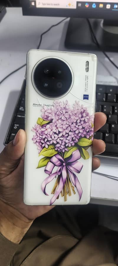 Vivo X90s