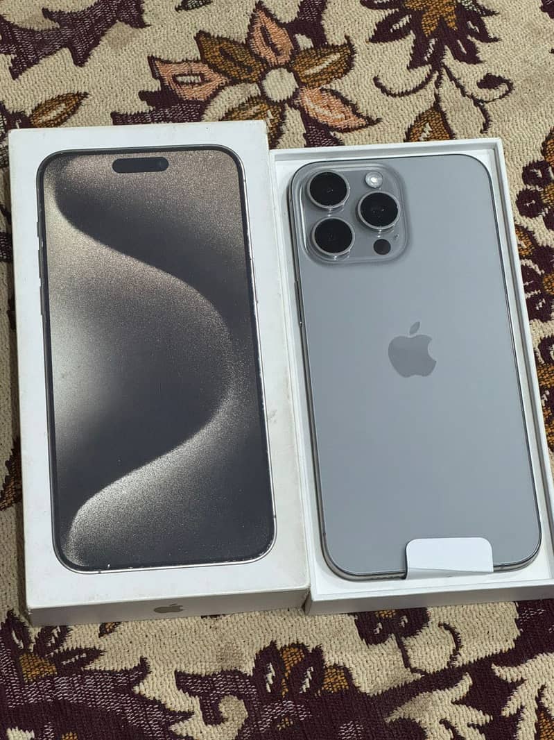 Apple iPhone 15 Pro Max 1